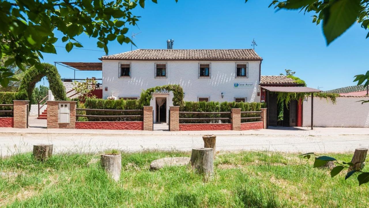 El Cortijuelo De La Media Luna Alcala La Real By Ruralidays Ngoại thất bức ảnh